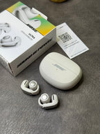Fones de ouvido Bose Ultra Ear Clip Open na edição Poison