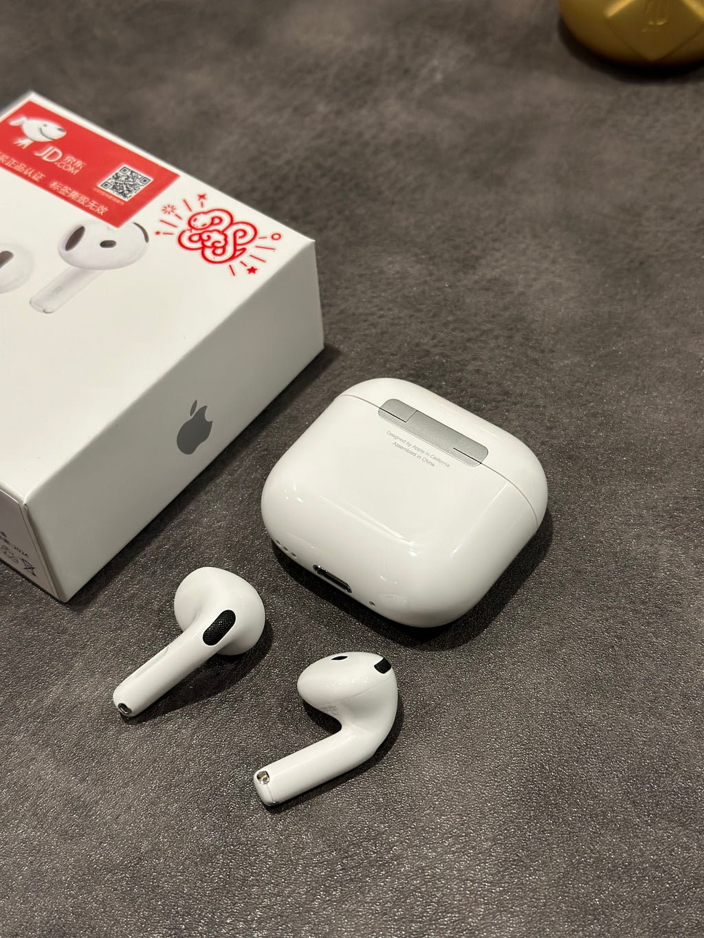 Apple AirPods 4 Edição ANC com Redução de Ruído