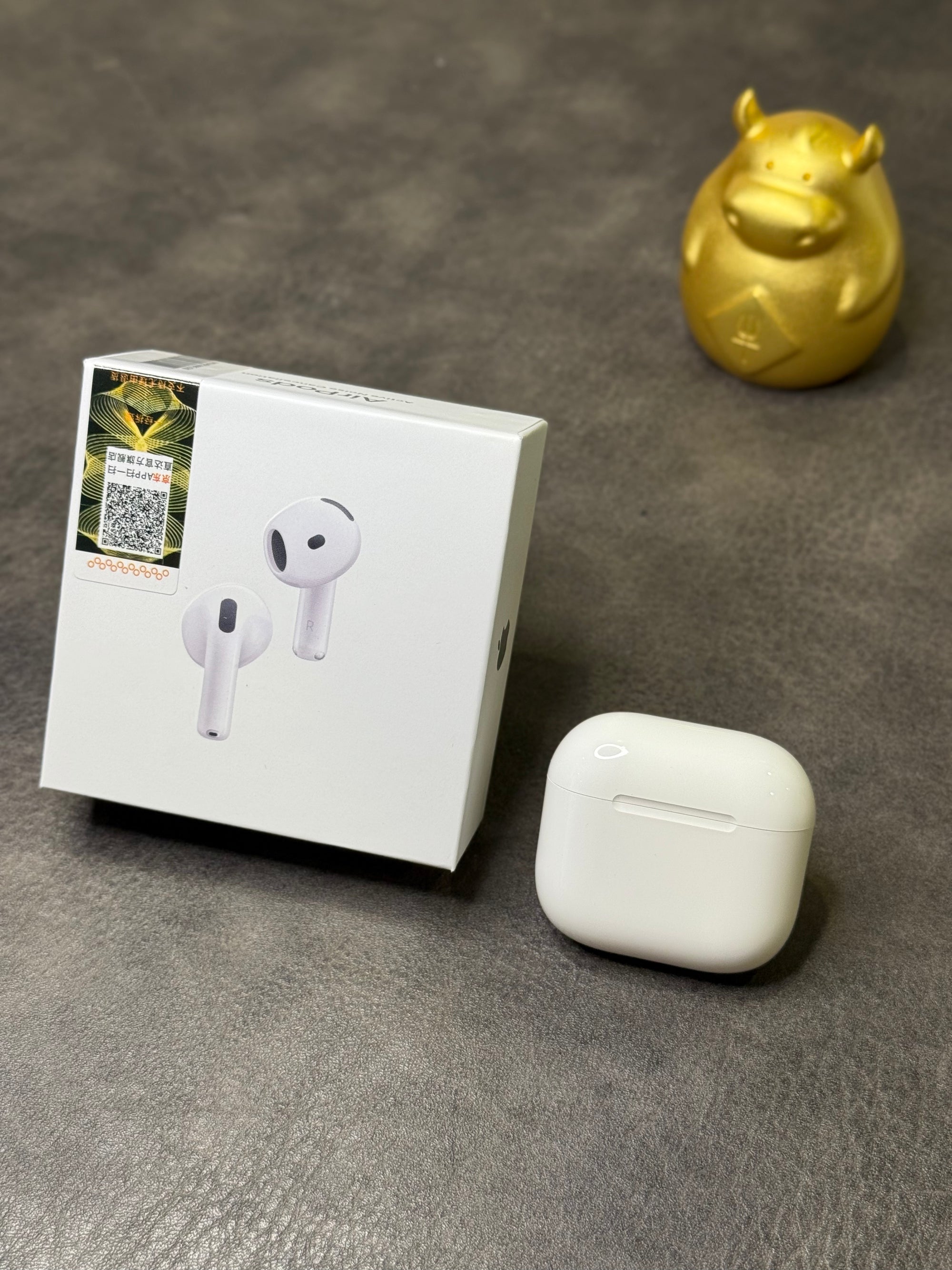 Apple AirPods 4 com redução de ruído ANC