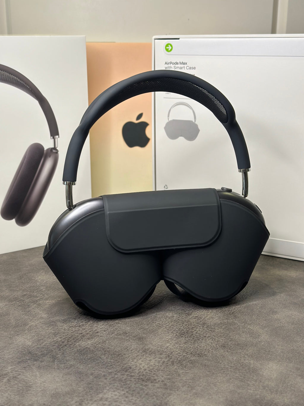 Apple AirPods Max Midnight