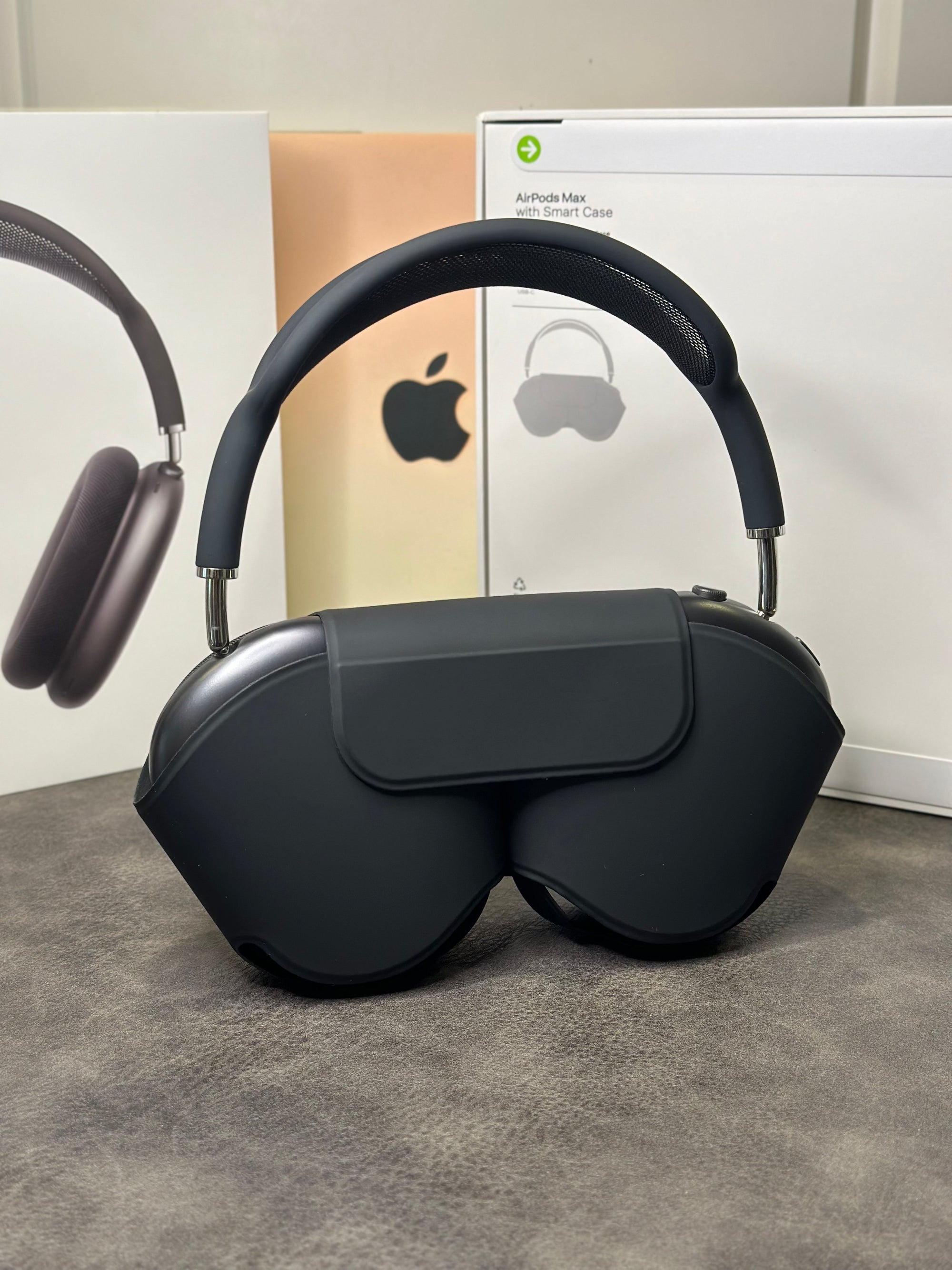 Apple AirPods Max Midnight