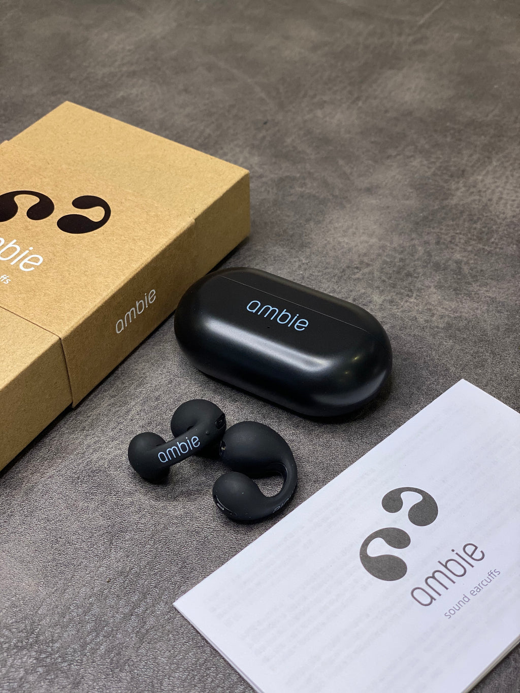 Clipe Auricular de Condução Óssea Ambie Preto