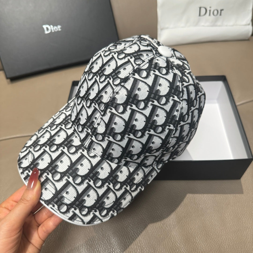 Boné Dior