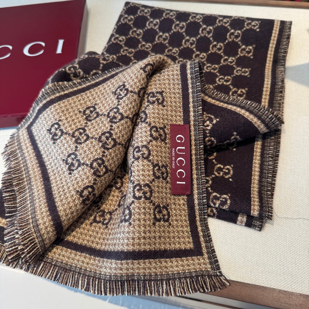 Cachecol Gucci De Lã Cor Marrom Escuro / Bege