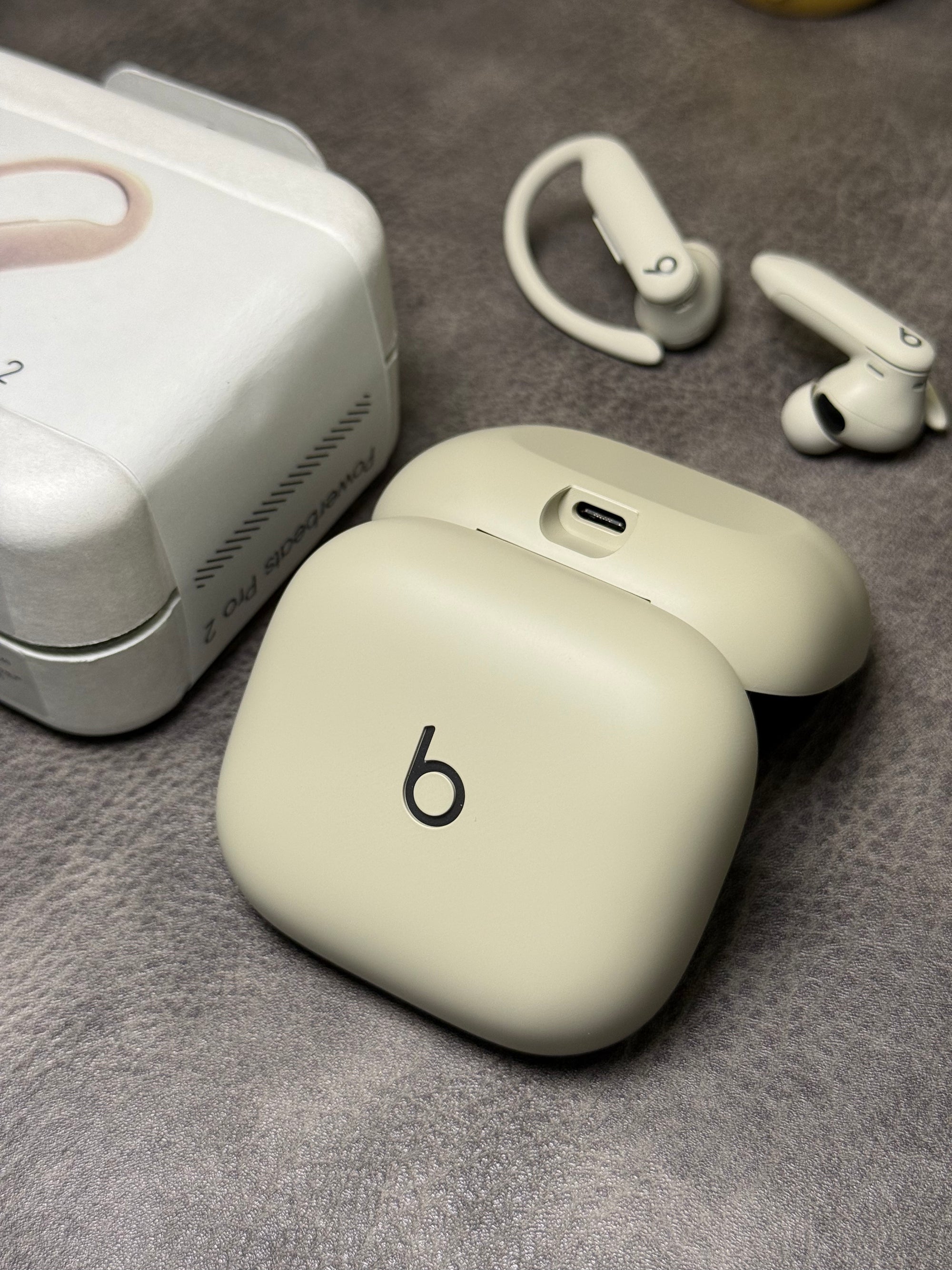 Beats Powerbeats Pro 2