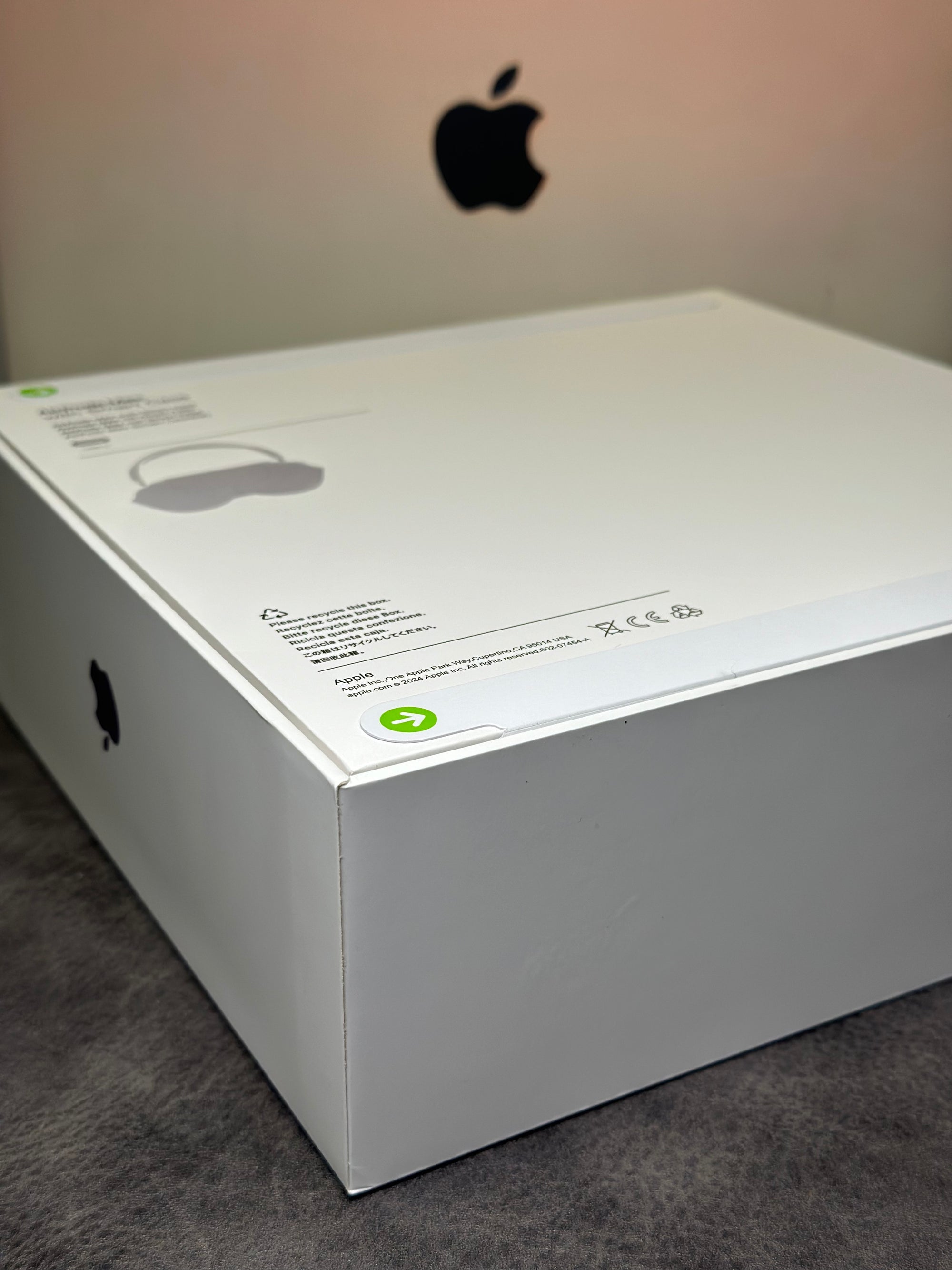 Apple AirPods Max Purple