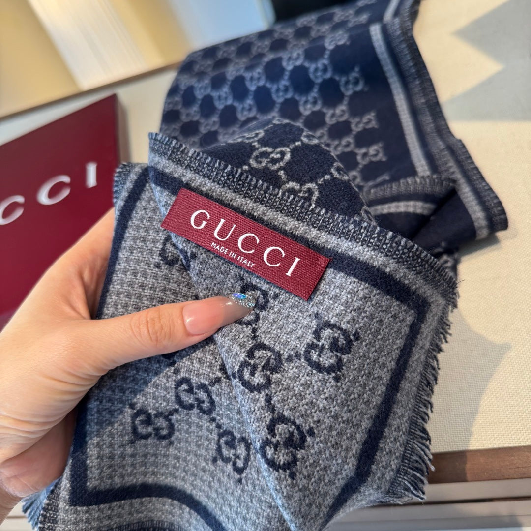 Cachecol Gucci De Lã Cor Azul Marinho / Cinza Claro