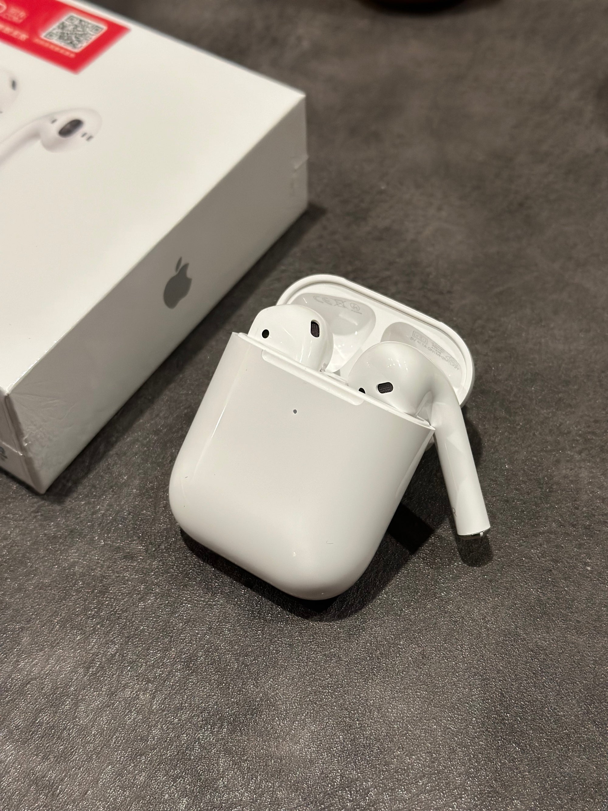 Apple AirPods (2ª geração)