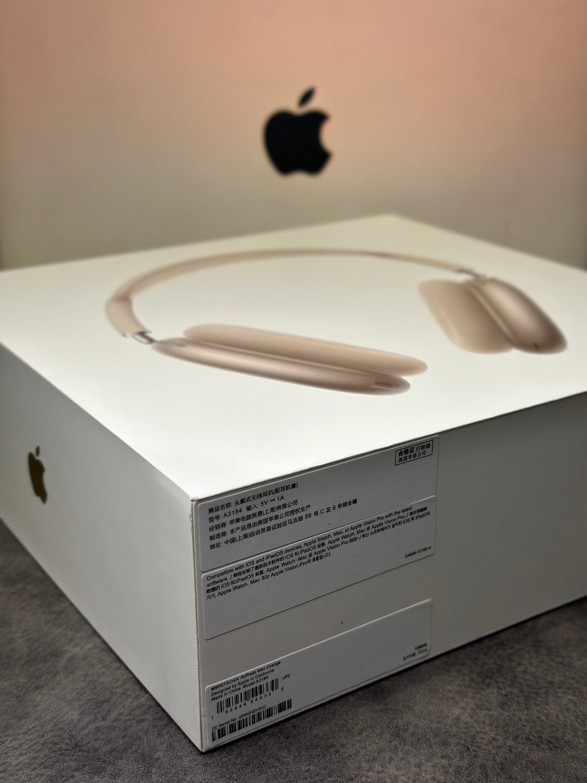 Apple AirPods Max Off White