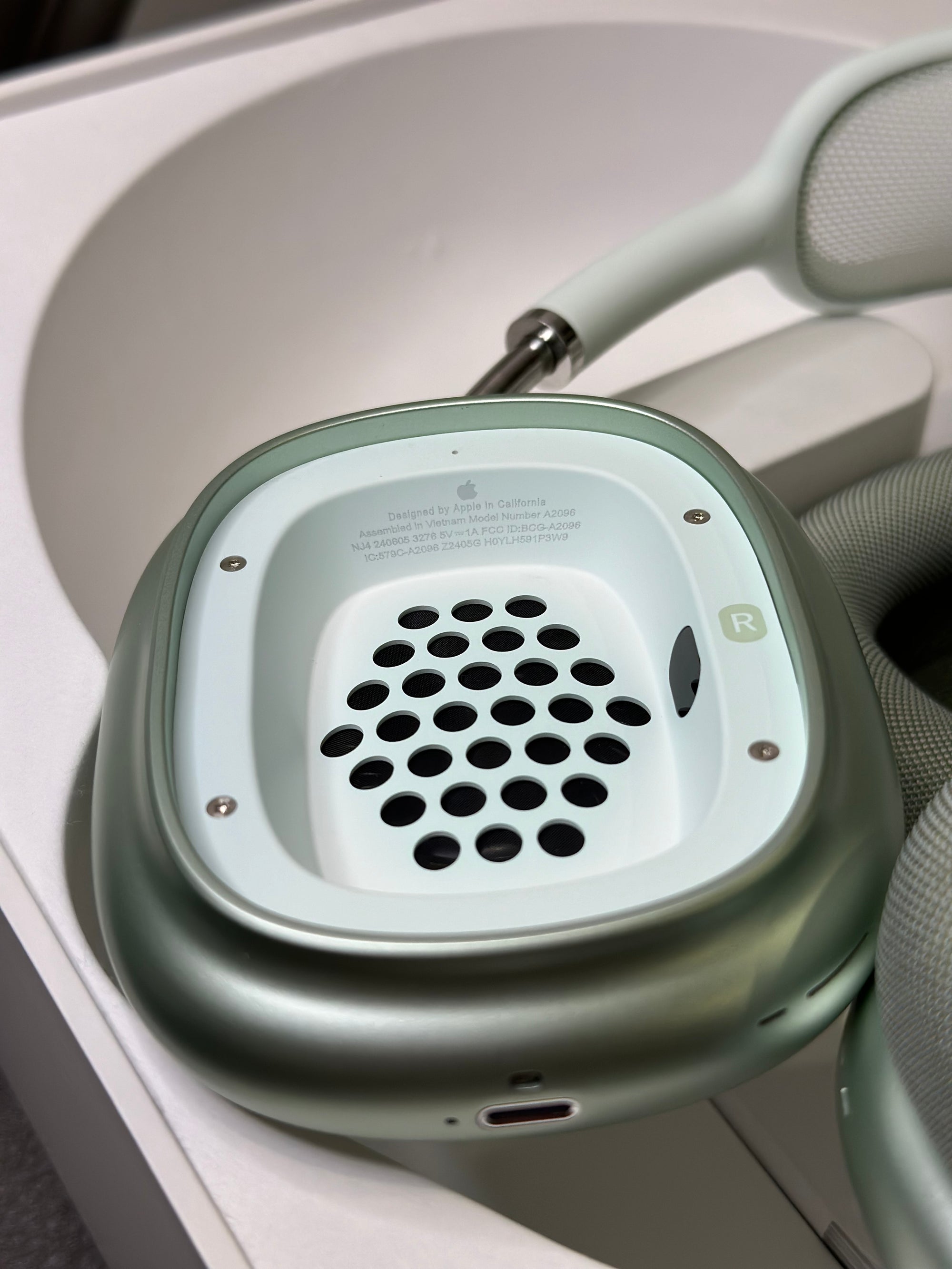 Apple AirPods Max Green