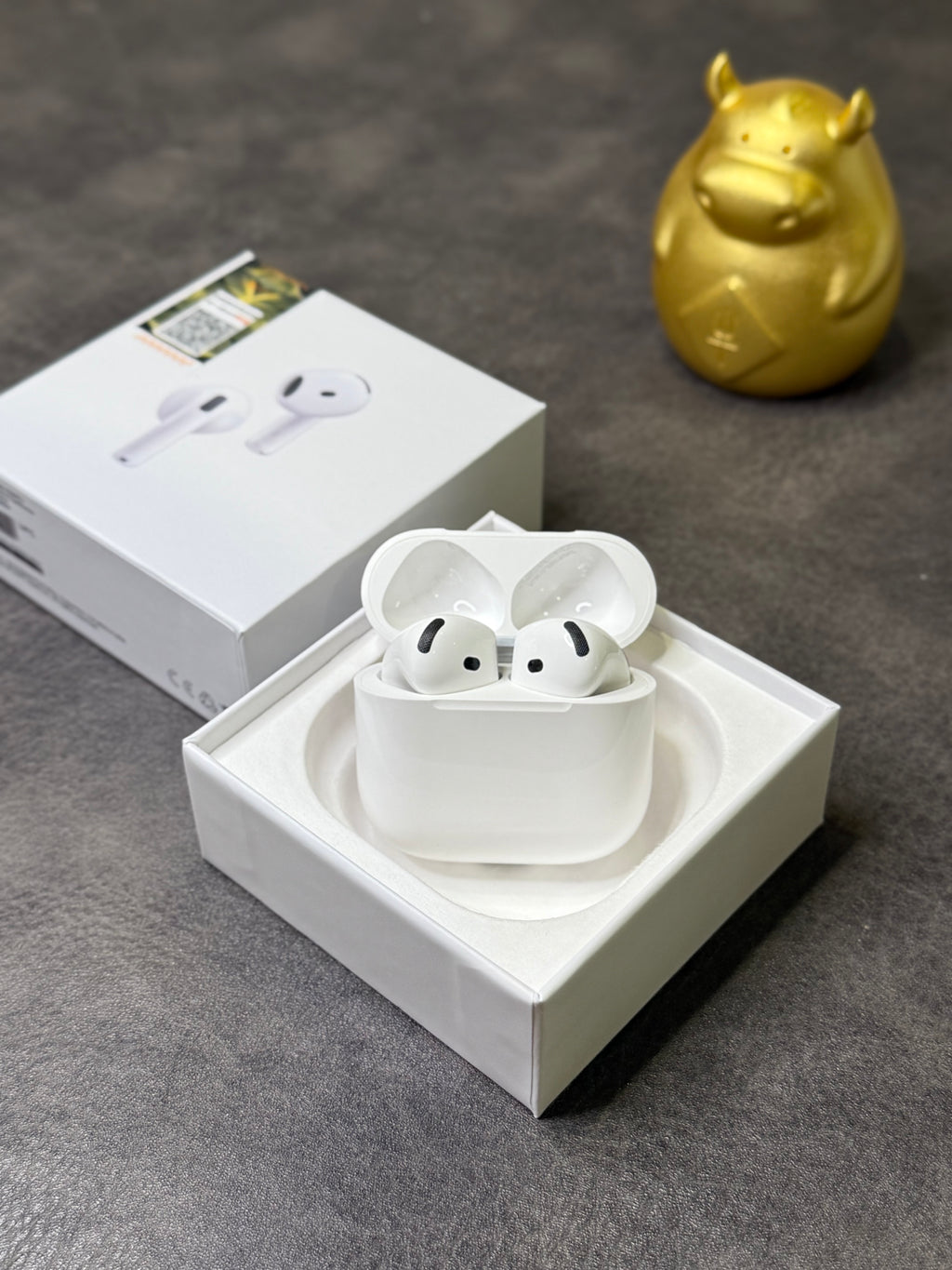 Apple AirPods 4 com redução de ruído ANC