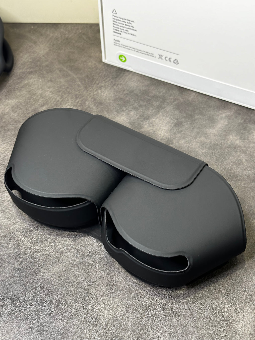 Apple AirPods Max Midnight