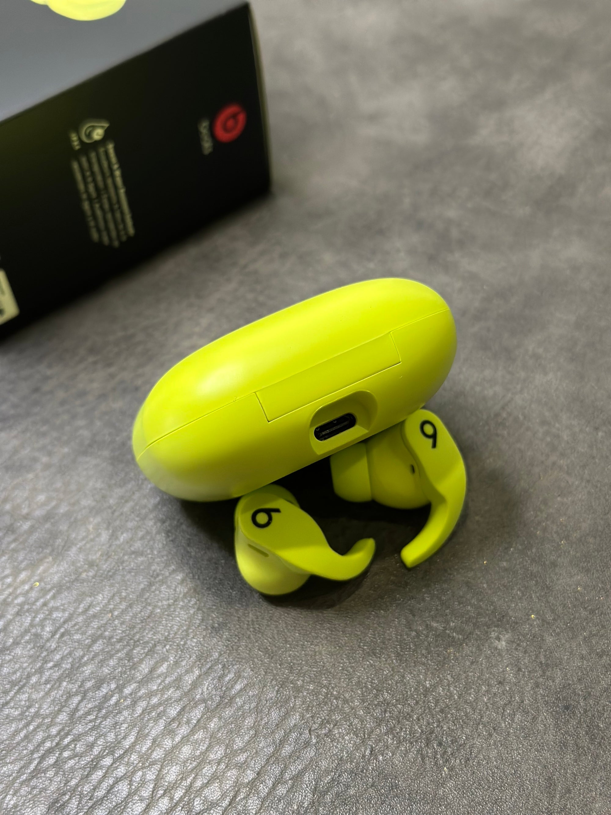 Beats Fit Pro Magic Sound com pop-up