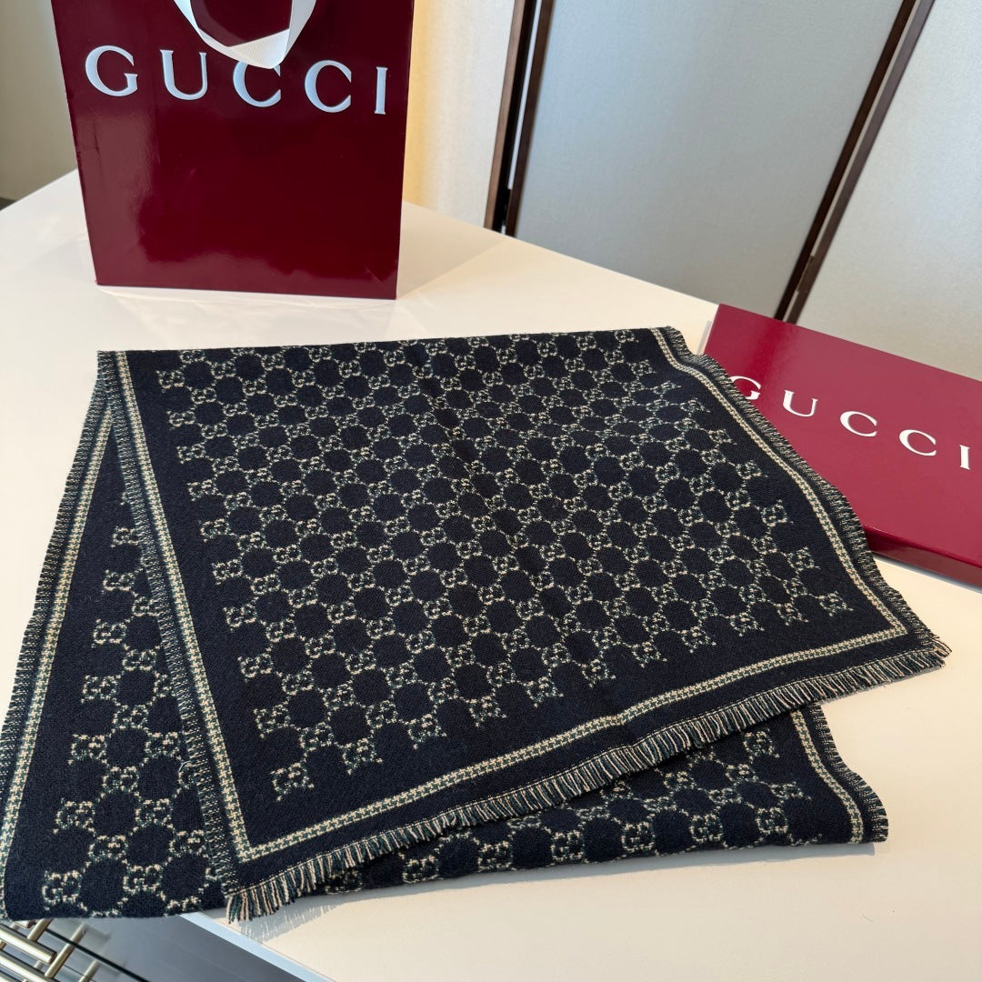 Cachecol Gucci De Lã Cor Azul Marinho Escuro / Bege Areia