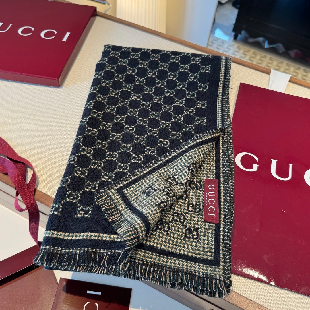 Cachecol Gucci De Lã Cor Azul Marinho Escuro / Bege Areia