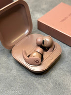 Beats Fit Pro x Kim com pop-up