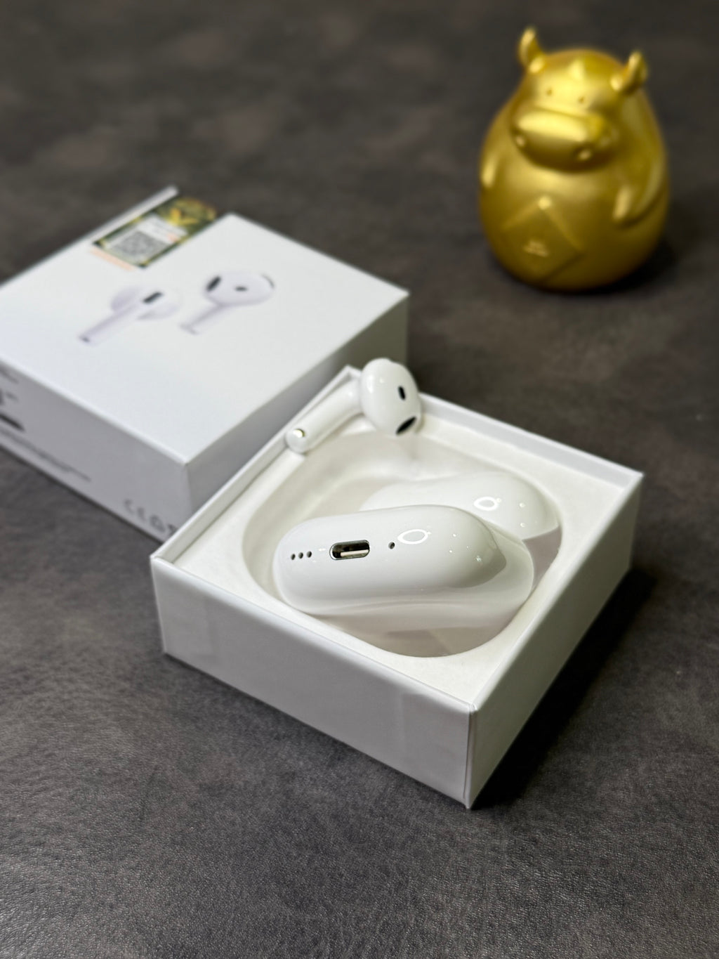 Apple AirPods 4 com redução de ruído ANC