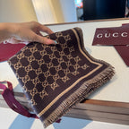Cachecol Gucci De Lã Cor Marrom Escuro / Bege
