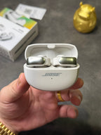 Fones de ouvido Bose Ultra Ear Clip Open na edição Poison