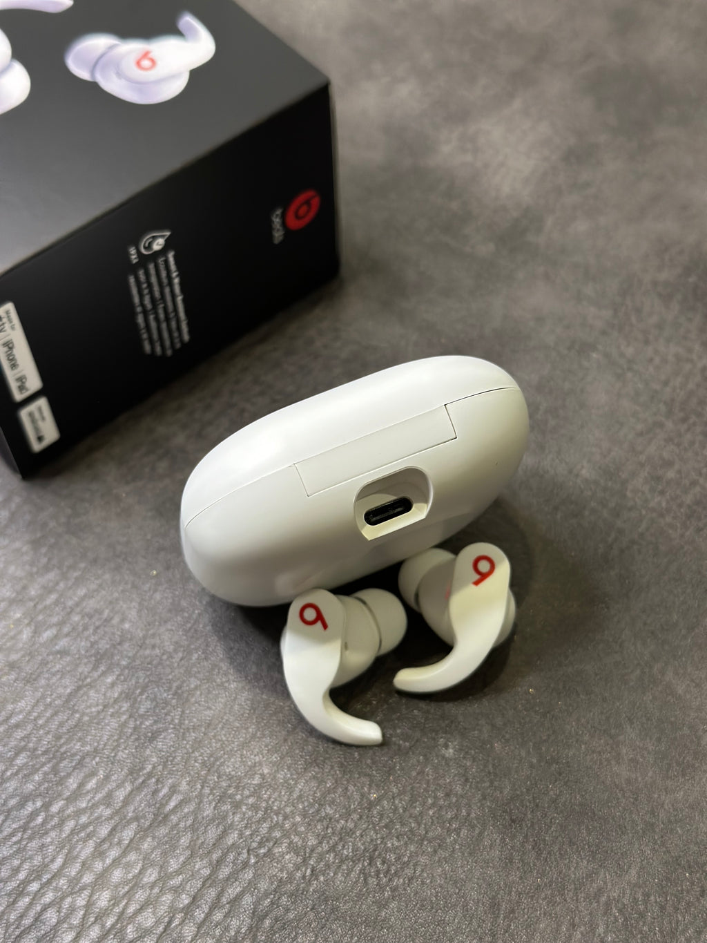 Beats Fit Pro Magic Sound com pop-up