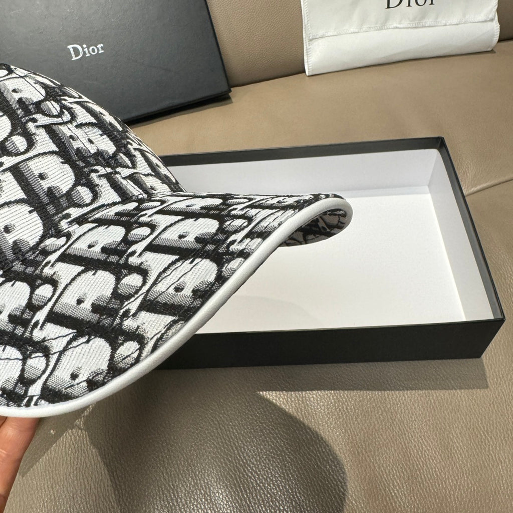 Boné Dior