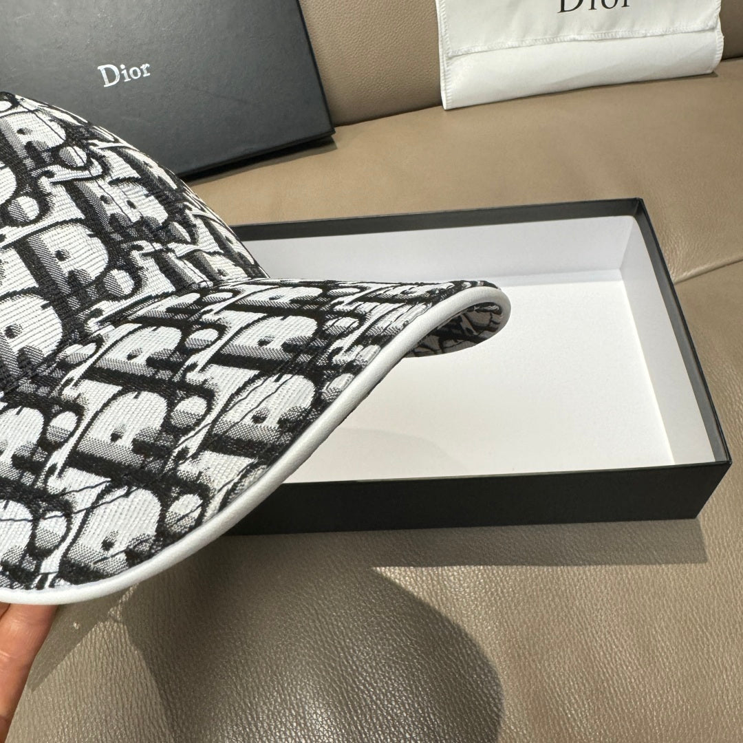 Boné Dior