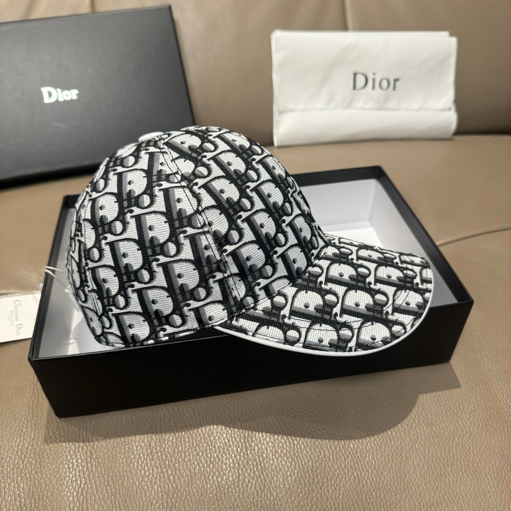 Boné Dior