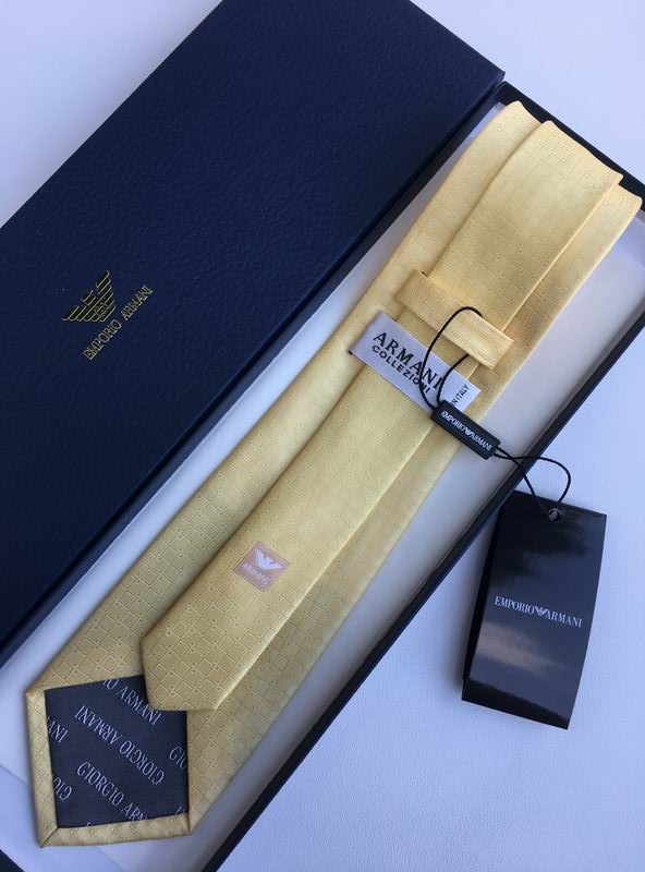 GRAVATA ARMANI DE SEDA COM PADRÃO QUADRICULADO