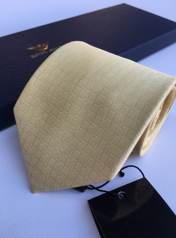 GRAVATA ARMANI DE SEDA COM PADRÃO QUADRICULADO