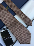 GRAVATA ARMANI DE SEDA COM PADRÃO QUADRICULADO