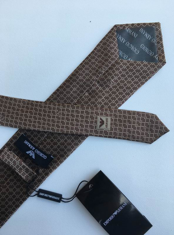 GRAVATA ARMANI DE SEDA COM PADRÃO QUADRICULADO