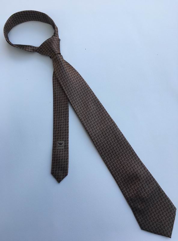 GRAVATA ARMANI DE SEDA COM PADRÃO QUADRICULADO