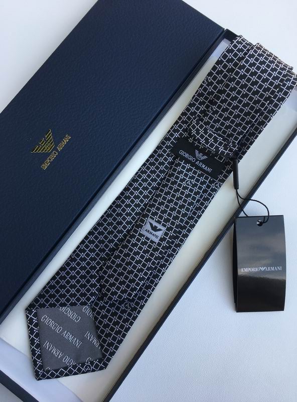 GRAVATA ARMANI DE SEDA COM PADRÃO QUADRICULADO