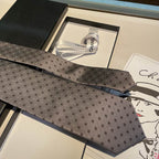 GRAVATA CHANEL DE SEDA COM MOGRAMA CC