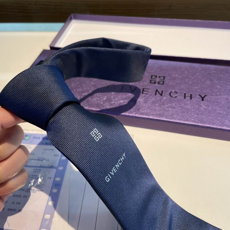 GRAVATA GIVENCHY DE SEDA JACQUARD GENTLEMAN / SARTORIAL