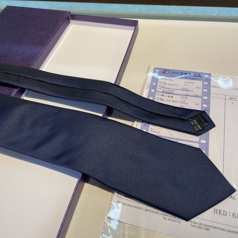 GRAVATA GIVENCHY DE SEDA JACQUARD GENTLEMAN / SARTORIAL
