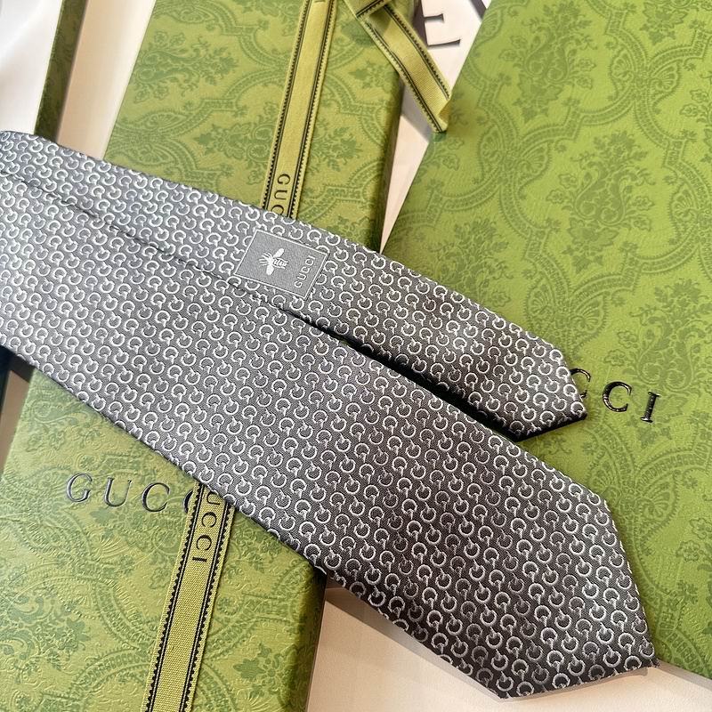 GRAVATA GUCCI  GG HORSEBIT SILK JACQUARD TIE