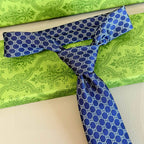 GRAVATA GUCCI  DE JACQUARD DE SEDA COM PADRÃO MINI GG