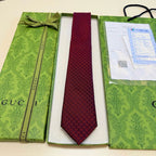 GRAVATA GUCCI GG EM JACQUART DE SEDA