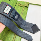 GRAVATA GUCCI GG EM JACQUART DE SEDA