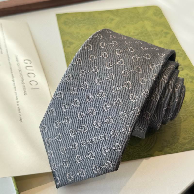GRAVATA GUCCI HORSEBIT DE JACQUARD DE SEDA