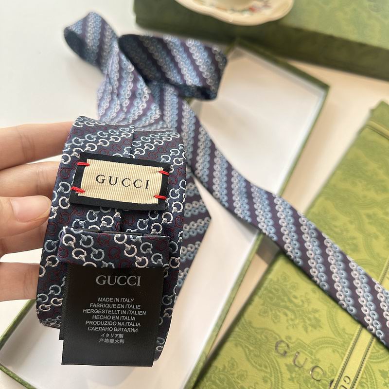 GRAVATA GUCCI  GG HORSEBIT SILK JACQUARD TIE
