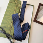 GRAVATA GUCCI  DE JACQUARD DE SEDA COM PADRÃO GG