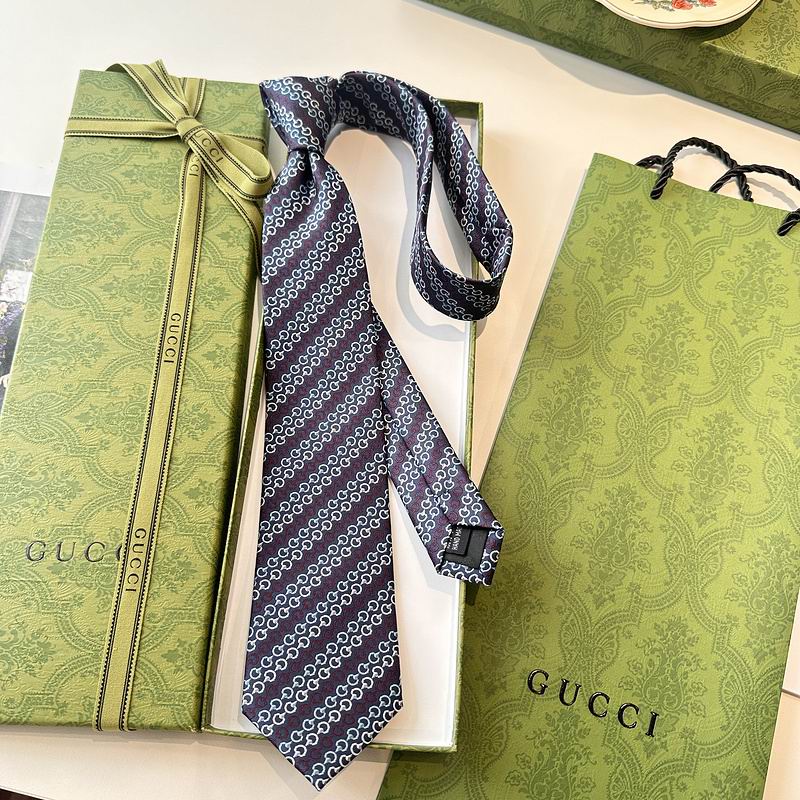 GRAVATA GUCCI  GG HORSEBIT SILK JACQUARD TIE