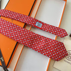 GRAVATAS HERMES  DE SEDA  OUT OF THE BOX  CAVALO, FERRADURA E ESTRIBO