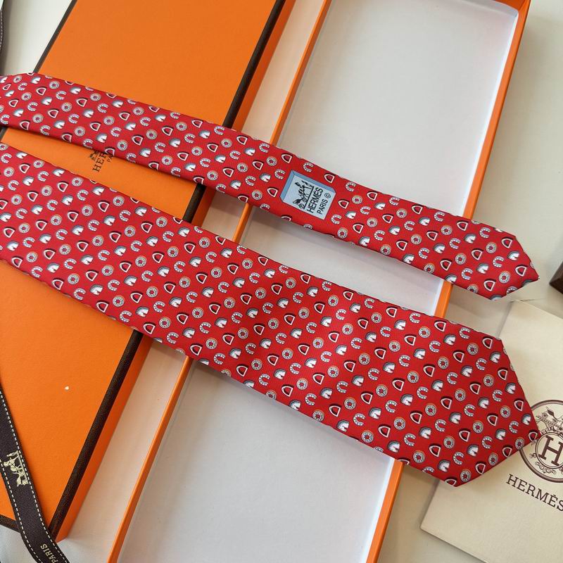 GRAVATAS HERMES  DE SEDA  OUT OF THE BOX  CAVALO, FERRADURA E ESTRIBO