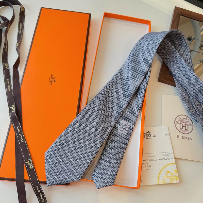 GRAVATAS HERMES  DE SEDA  H COLLECTION