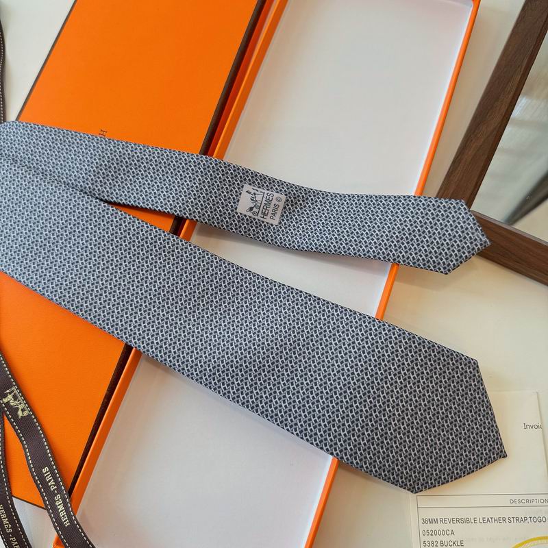 GRAVATAS HERMES  DE SEDA  H COLLECTION