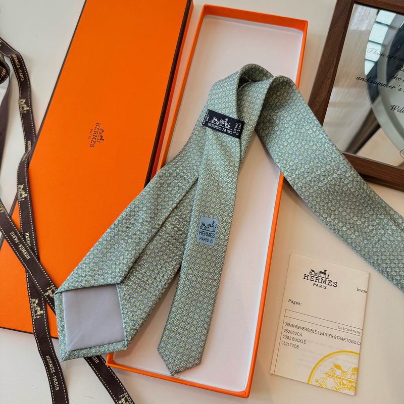 GRAVATAS HERMES  DE SEDA  H COLLECTION