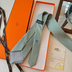 GRAVATAS HERMES  DE SEDA  H COLLECTION